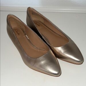Clarks Women's Soft Gold Flats